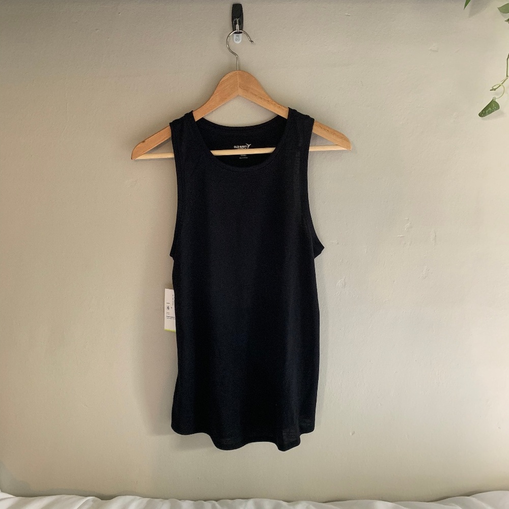 Old Navy Active Tank NWT